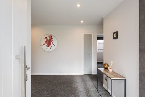 Photo of property in 10 Silicon Way, Fitzherbert, Palmerston North, 4410