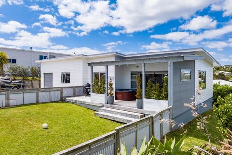 Photo of property in 14 Parklands Avenue, Mangawhai Heads, Mangawhai, 0505