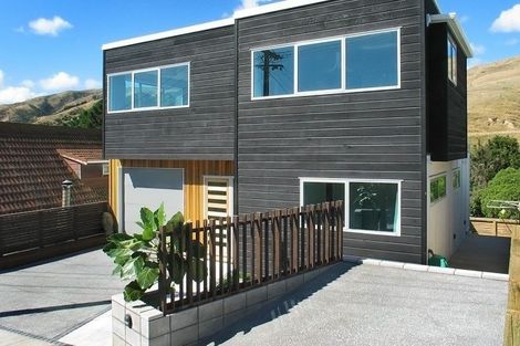 Photo of property in 90 Muri Road, Pukerua Bay, 5026