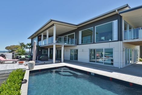 Photo of property in 27 Doves Bay Road, Kerikeri, 0294