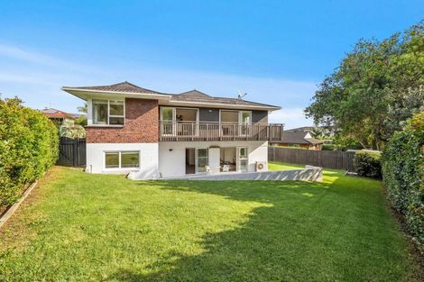 Photo of property in 16 Andrea Place, Sunnyhills, Auckland, 2010