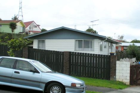 Photo of property in 7 Glenfinn Place, Massey, Auckland, 0614