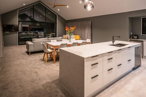 Photo of property in 17 Mistake Drive, Lake Tekapo, 7999