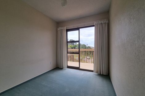 Photo of property in 17b Colmar Road, Mellons Bay, Auckland, 2014