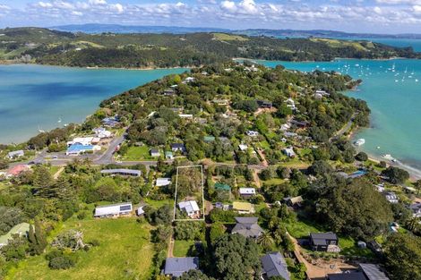 Photo of property in 28 Ostend Road, Ostend, Waiheke Island, 1081