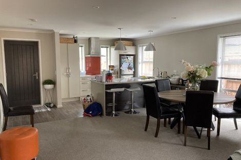 Photo of property in 6 Meyer Crescent, Halswell, Christchurch, 8025