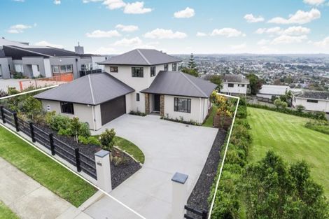 Photo of property in 10 Flynn Road, Pukekohe, 2120