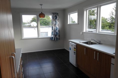 Photo of property in 72a La Trobe Street, Pakuranga Heights, Auckland, 2010