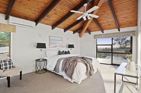 Photo of property in 241a Golf Road, Titirangi, Auckland, 0604