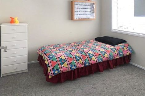 Photo of property in 1/7 Lingham Crescent, Torbay, Auckland, 0630