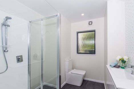 Photo of property in 33 Homebush Road, Khandallah, Wellington, 6035