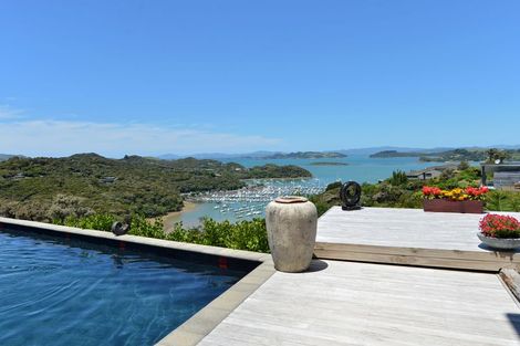 Photo of property in 27 Doves Bay Road, Kerikeri, 0294