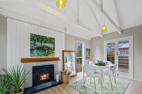 Photo of property in 20 Moore Crescent, Carterton, 5713