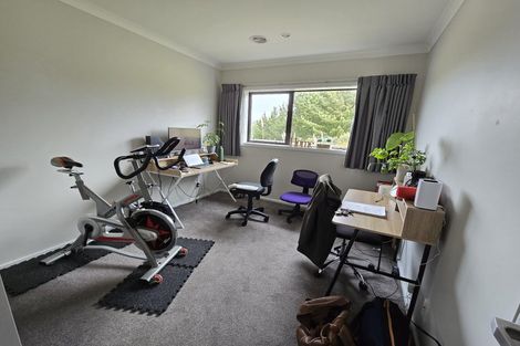 Photo of property in 116 Endeavour Drive, Whitby, Porirua, 5024