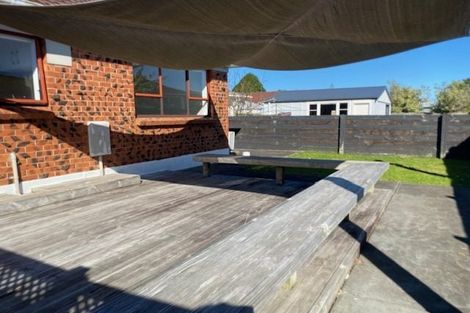 Photo of property in 2/2 Casuarina Road, Half Moon Bay, Auckland, 2012