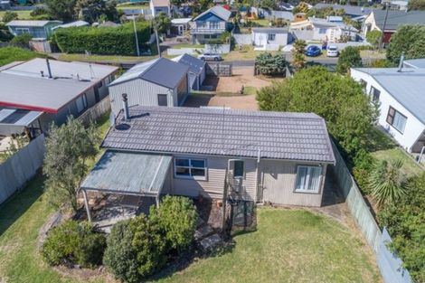 Photo of property in 30 Muapoko Street, Himatangi Beach, Foxton, 4891