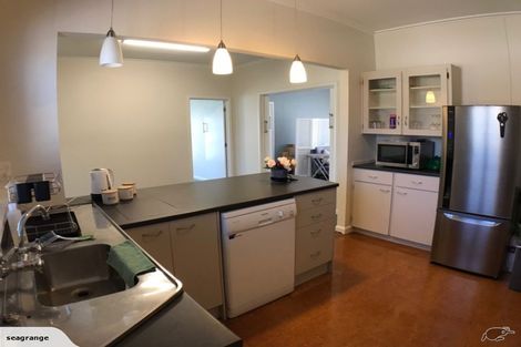 Photo of property in 76 Te Aroha Street, Hamilton East, Hamilton, 3216