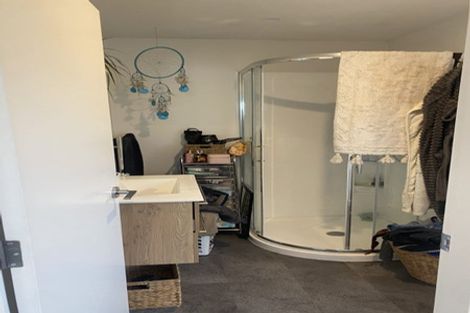 Photo of property in 14c Prospect Terrace, Johnsonville, Wellington, 6037