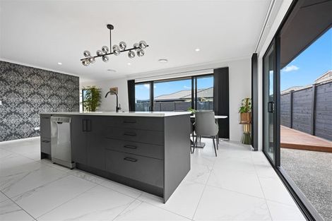 Photo of property in 5 Kowaro Street, Rototuna North, Hamilton, 3210