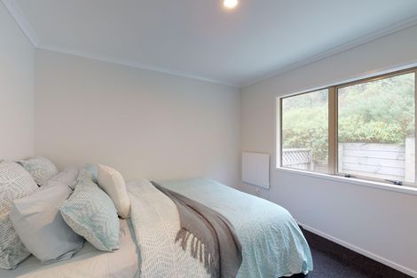 Photo of property in 17 Sirsi Terrace, Broadmeadows, Wellington, 6035