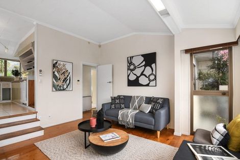 Photo of property in 370a Hardy Street, Nelson, 7010