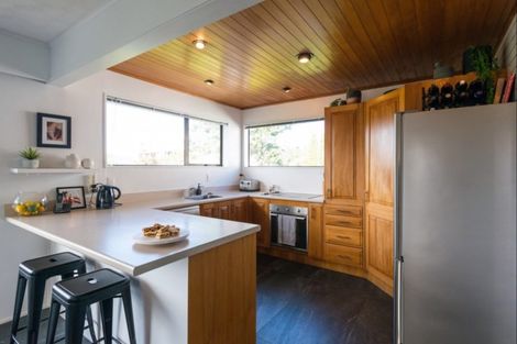 Photo of property in 33 Saint Aidans Way, Tawa, Wellington, 5028