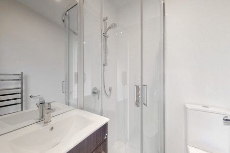 Photo of property in 7/62 Spenmoor Street, Newlands, Wellington, 6037