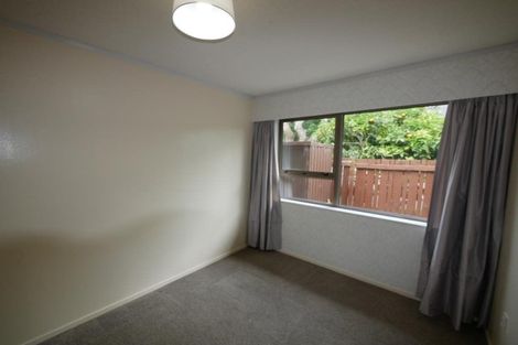 Photo of property in 2/423 Great South Road, Rosehill, Papakura, 2113