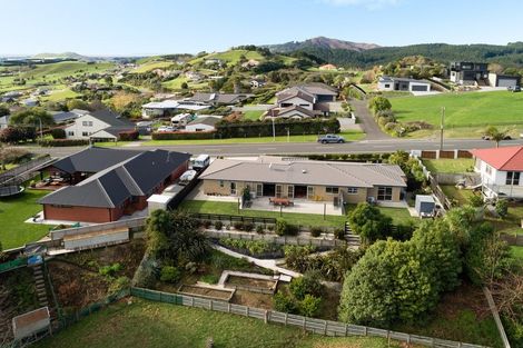 Photo of property in 112 Waikite Road, Welcome Bay, Tauranga, 3175