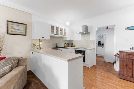 Photo of property in 1 Burgess Street, Te Aroha, 3320