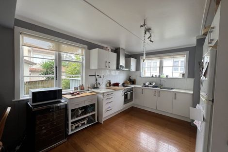 Photo of property in 182 Lake Road, Belmont, Auckland, 0622