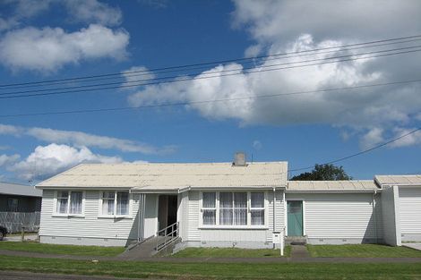 Photo of property in 26 Titoki Street, Castlecliff, Whanganui, 4501