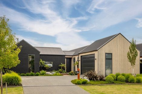Photo of property in 9 Valour Drive, Rangiora, 7400