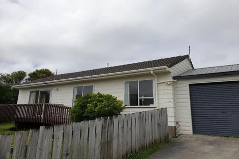 Photo of property in 33 Guadeloupe Crescent, Grenada Village, Wellington, 6037