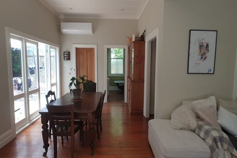 Photo of property in 6 Cowper Street, Devonport, Auckland, 0624