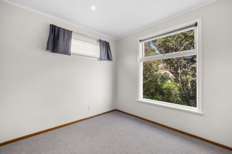 Photo of property in 10 Greenview Way, Miramar, Wellington, 6022