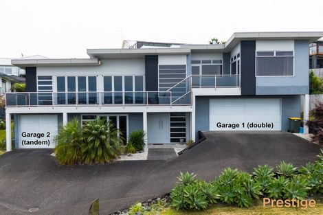 Photo of property in 3 Orewa Heights Crescent, Orewa, 0931