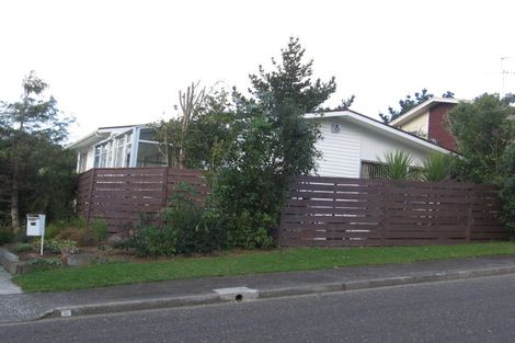 Photo of property in 13 Caesars Place, Churton Park, Wellington, 6037