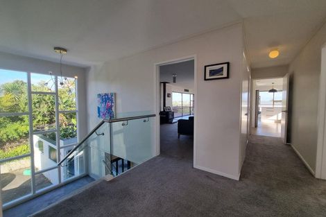 Photo of property in 2/14 Thelma Crescent, Torbay, Auckland, 0630