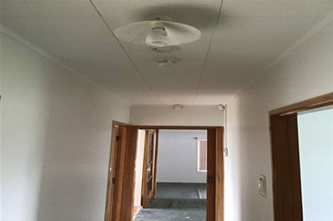 Photo of property in 180 Mahia Road, Wattle Downs, Auckland, 2103