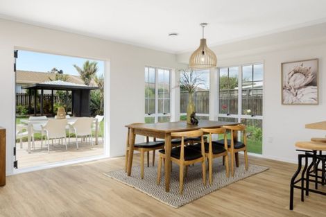 Photo of property in 12 Azalea Dell, Mount Maunganui, 3116