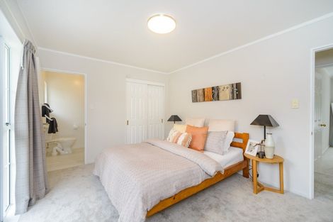 Photo of property in 155 Summerhill Drive, Fitzherbert, Palmerston North, 4410