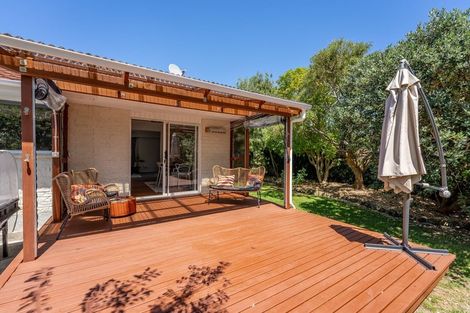 Photo of property in 7 Rimu Street, Waikanae, 5036