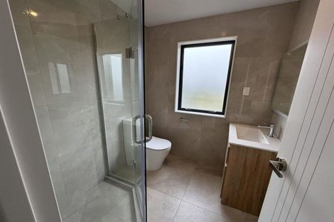 Photo of property in 11b Mawney Road, Henderson, Auckland, 0610