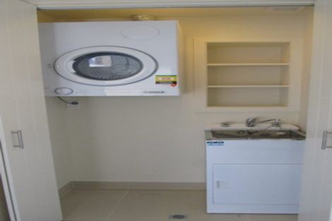 Photo of property in 9 Linden Avenue, Tawa, Wellington, 5028