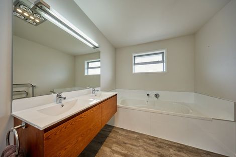 Photo of property in 2 Pukeko Place, Kaikoura, 7300