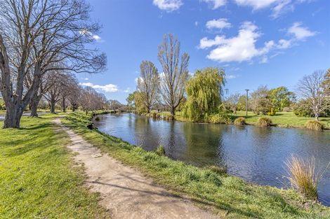 Photo of property in 155 North Avon Road, Richmond, Christchurch, 8013