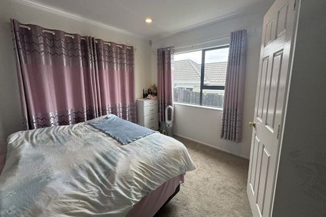 Photo of property in 14b Lesa Annis Place, Henderson, Auckland, 0612