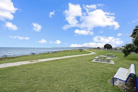 Photo of property in 10 Pohutukawa Avenue, Kaiaua, Pokeno, 2473