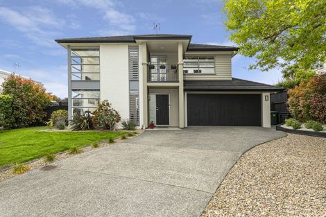 Photo of property in 17 Oak View Terrace, Schnapper Rock, Auckland, 0632